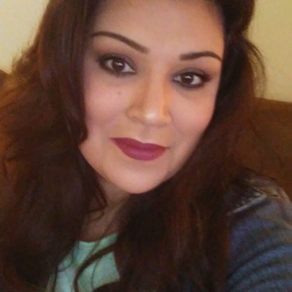 Meet your Posher, Crystal - Picture 1 of 1